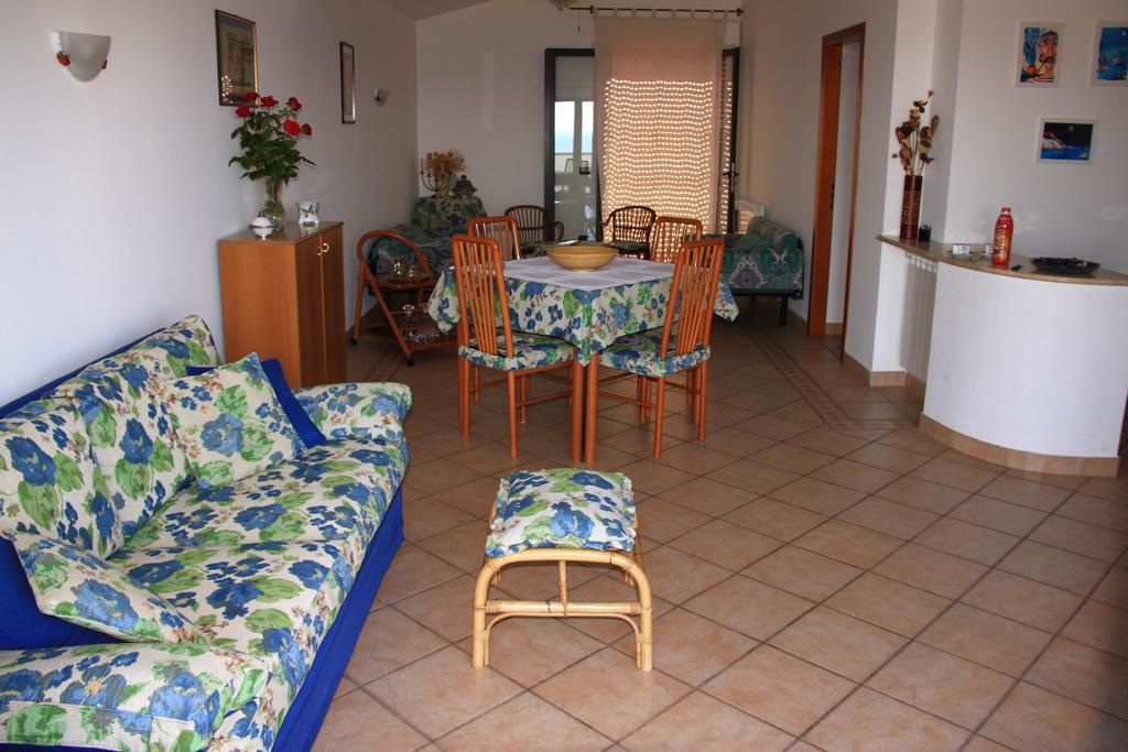 B&B La Piccola Oasi Lazzaro Exteriör bild