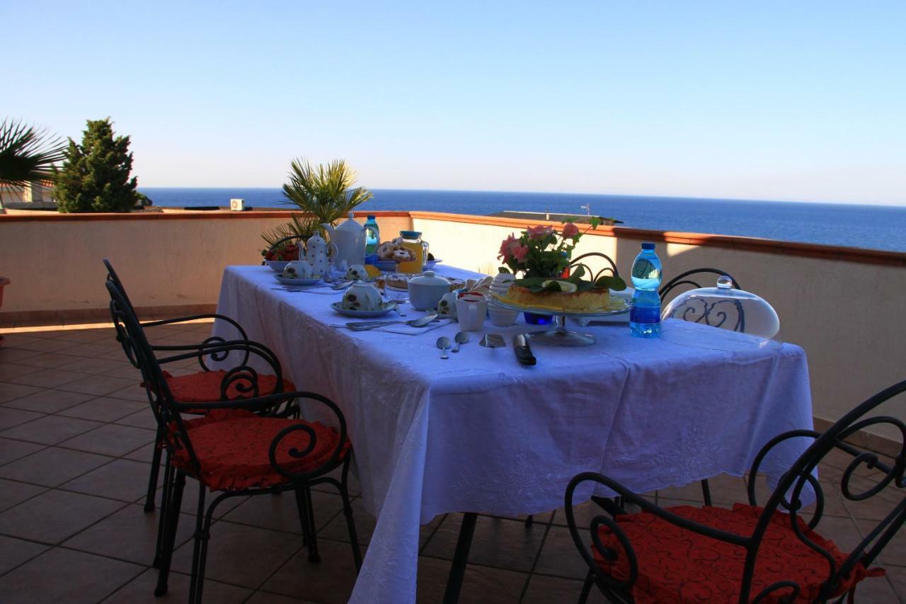 B&B La Piccola Oasi Lazzaro Exteriör bild